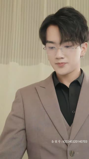 热辣滚烫之丑女无敌（75集）短剧全集完整版