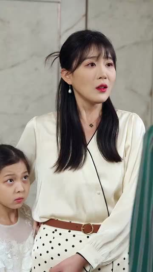 觉醒后她不再沉默（60集）短剧每日分享