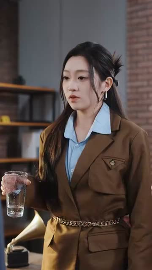 野火灼情（100集）在线观看完整版