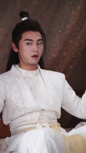 我就背首诗，你们咋全下跪了（28集）零花钱看整部剧