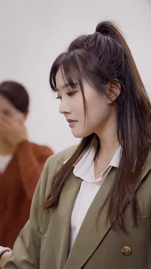 顾门深深盼沉归（81集）最火爆的短剧