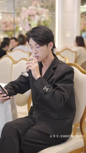 替嫁后秦太太被迫靠演技苟活（100集）高分佳作免费看