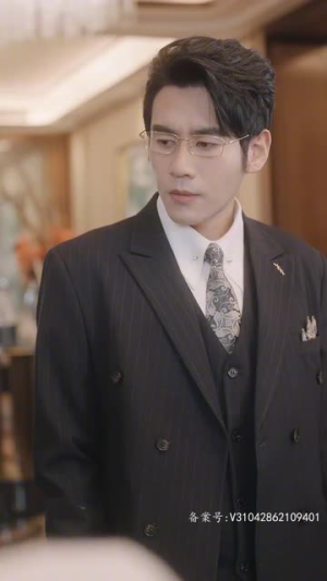 离婚后，夫人成了千亿大佬（100集）全集一次看完