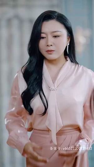 被三个哥哥团宠后开启逆袭人生（70集）精彩短剧看全集