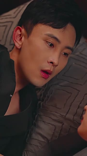 替嫁新娘亿万老公宠上天(81集) 替嫁新娘亿万老公宠上天(81集)每日短剧分享