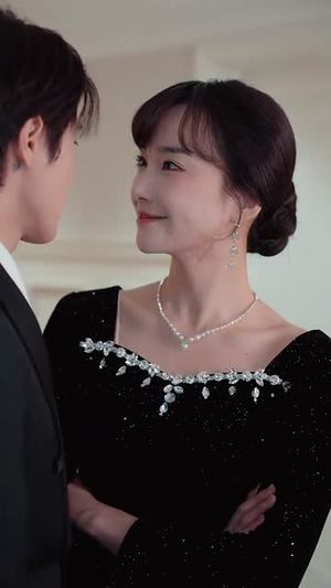 白日不熟（99集）女主角是谁