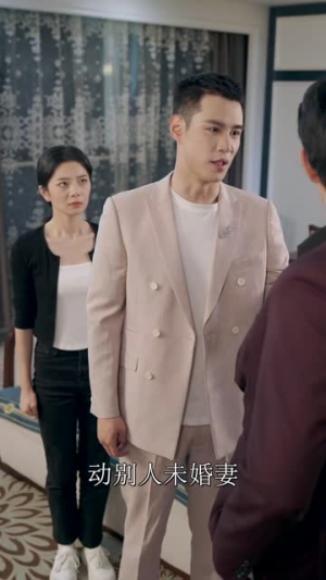 厉总,夫人回来报仇了(蚀骨痴缠) 厉总,夫人回来报仇了(蚀骨痴缠)热门火爆短剧