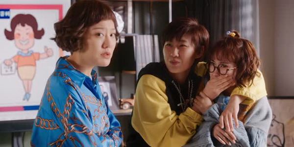 请和搞笑的我谈恋爱 （30集）古装热门短剧