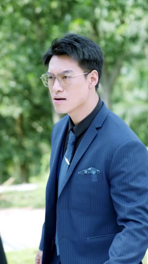 新版：逆鳞（75集）全集免费