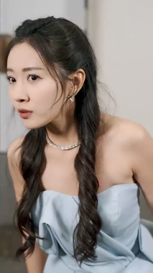 挖机救场天降顶配未婚夫（60集） 最热短剧推荐