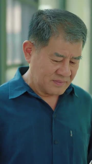 清明出游之我的爱国爷爷（35集）在哪个app能看