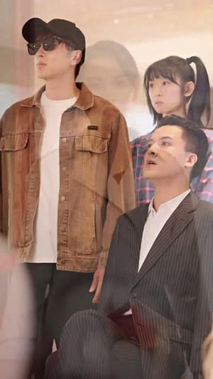 我靠摆摊买下一座岛 (80集)精彩短剧热播