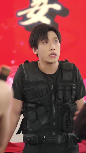 都市巨擘我的手机兑换万物 (62集)女主角是谁