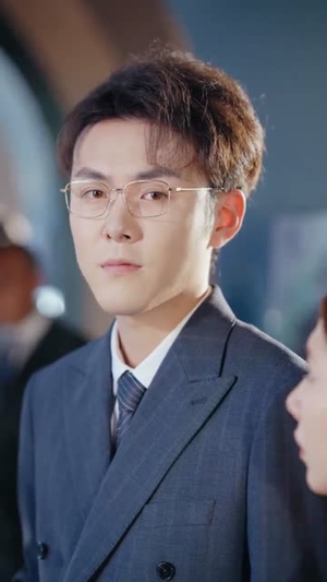 反派幼崽总在帮我攻略他爹(80集) 反派幼崽总在帮我攻略他爹(80集)火爆短剧推荐