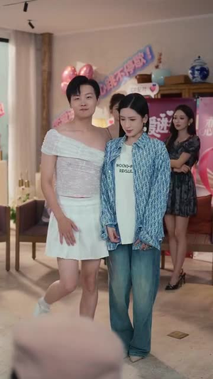 反套路恋综顶流小花难招架（80集）超火热门短剧