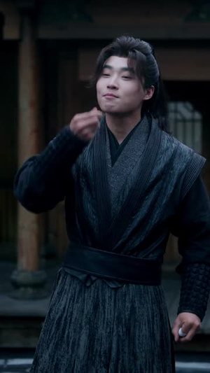 有钱没钱，抢个皇帝回家过年（73集）短剧精彩推荐